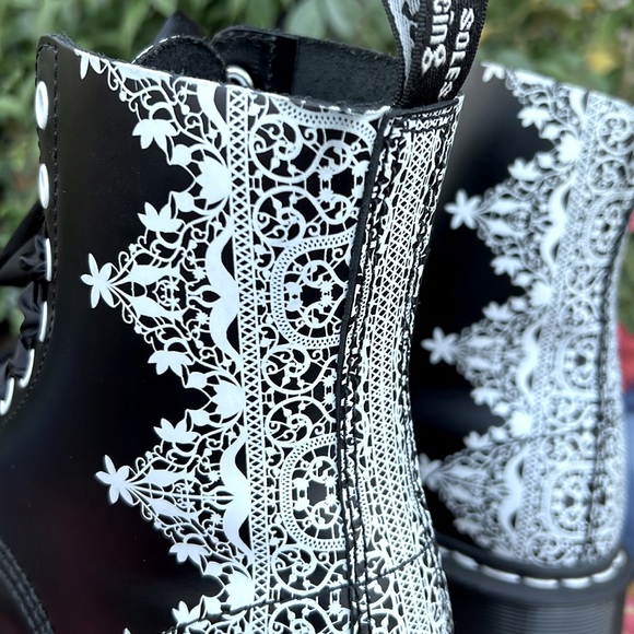 New Dr. Martens Pascal Henna Lace Boots - Picture 9 of 16